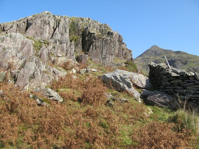 Cleaved rock outcrop