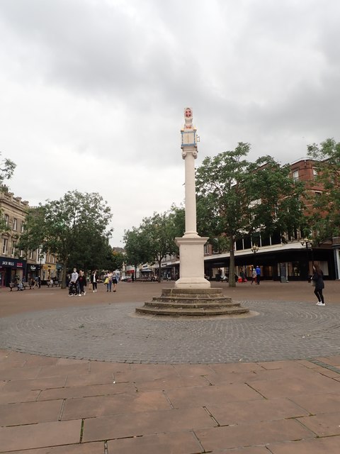 Market Cross monument, Carlisle