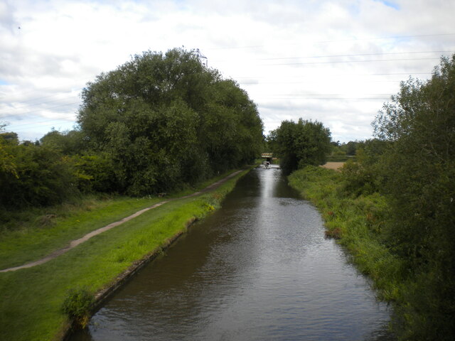 Trent & Mersey Canal west of Stenson