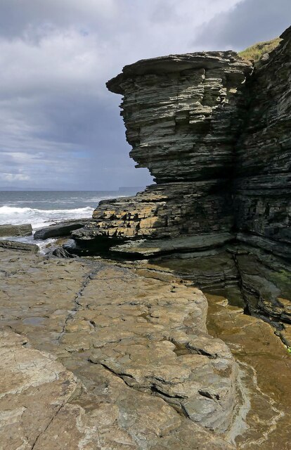 Cliff to the east of East Lug of Tang, Caithness