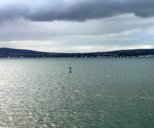 belfast-lough-buoy-5-gerald-england-cc-by-sa-2-0-geograph-britain-and-ireland