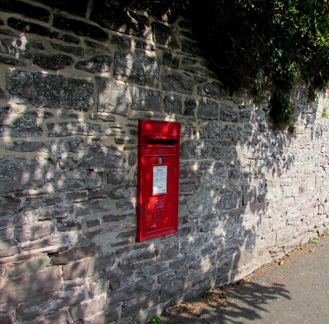 Queen Elizabeth II postbox in a stone wall, Castle Square, Brecon