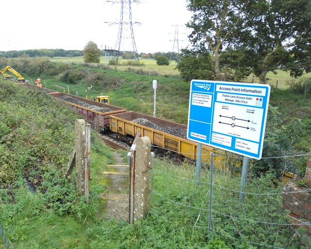 Works access from Thame Lane bridge to the Oxford-Didcot Railway line