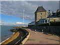 SZ4996 : Seafront at Cowes by Malc McDonald