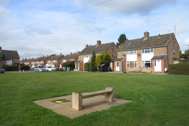 Bench on the Lawn, Lancut Road