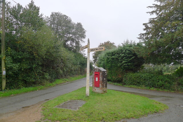Junction of Hull Lane and Dom's Lane, Terling