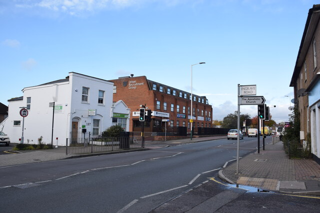 North Street Romford Trevor Harris cc by sa 2.0 Geograph