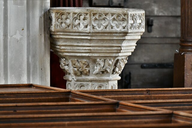 Cullompton, St. Andrew's Church: The font