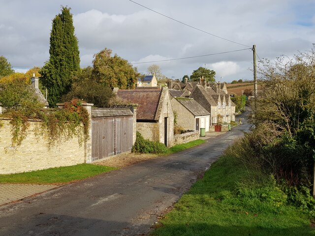 Church Lane, Daglingworth (lower end) © Jeff Gogarty :: Geograph ...