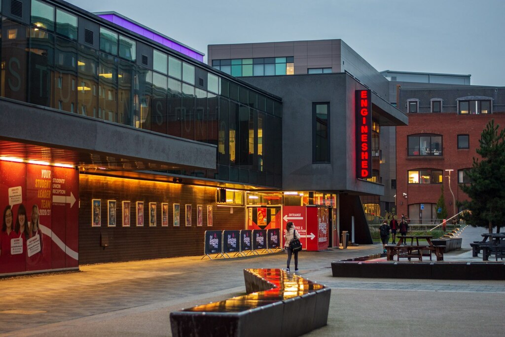 Student Union, University of Lincoln © Oliver Mills cc-by-sa/2.0 ...