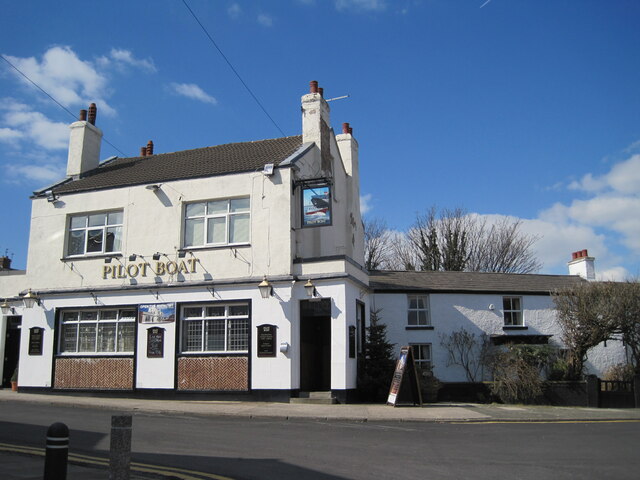 The Pilot Boat Inn and Cottages