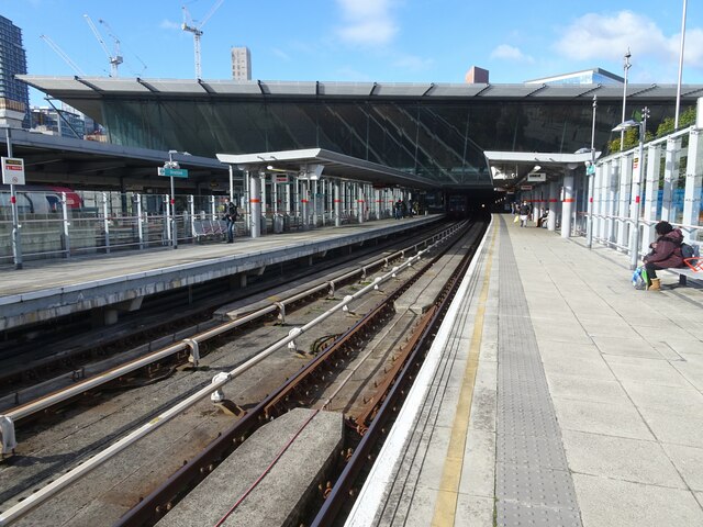 Stratford (Low Level) railway station, Greater London