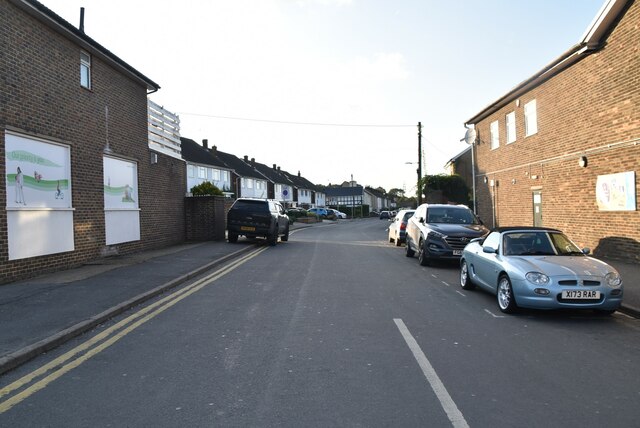 Essex Rd N Chadwick Cc By Sa Geograph Britain And Ireland