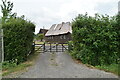 TQ8437 : Barn, Randolph Lodge Farm by N Chadwick