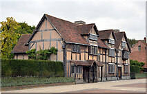 SP2055 : Shakespeare's birthplace, Henley Street, Stratford-upon-Avon by habiloid