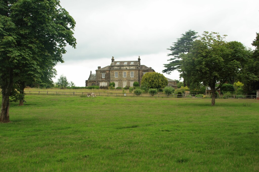 Bilton Court, Harrogate © Graham Robson cc-by-sa/2.0 :: Geograph ...