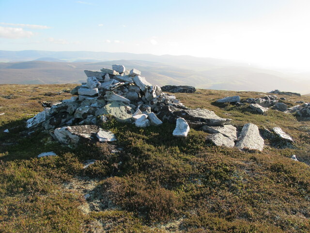 Small cairn near the top of Carn a Ghille Chearr