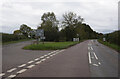 Hillensden Road towards Hillesden Hamlet