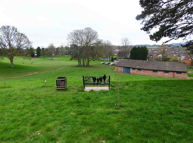 Stourport War Memorial Park, Lower Lickhill Road, Stourport-on-Severn, Worcs