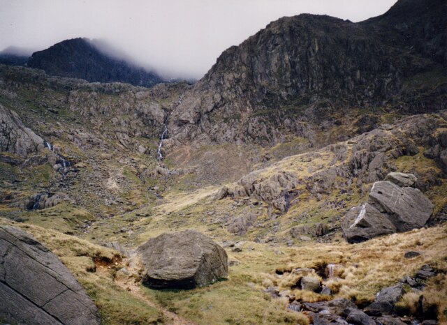 Erratic boulders below the headwall of Cwm Glas Mawr