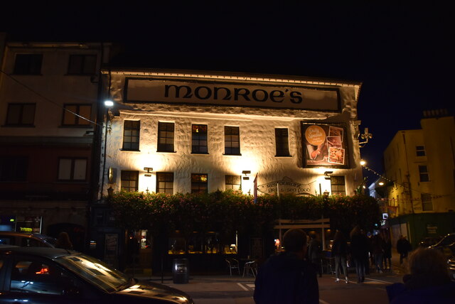 Monroe's Tavern © N Chadwick :: Geograph Britain and Ireland