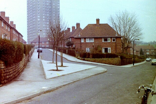 Nottingham in the 1980s - Corner of Elford Rise and Anstey Rise, Sneinton