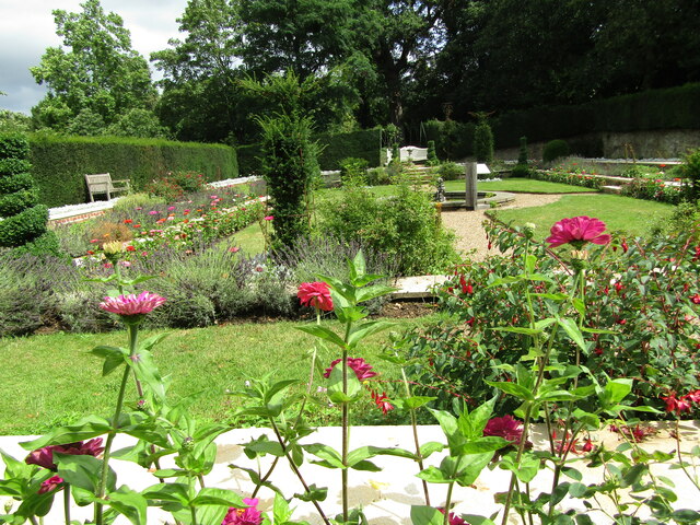 Clandon Park - Dutch Garden