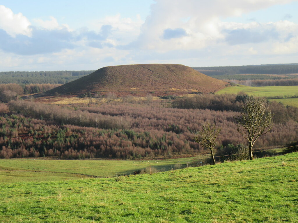 Blakey Topping © T Eyre cc-by-sa/2.0 :: Geograph Britain and Ireland