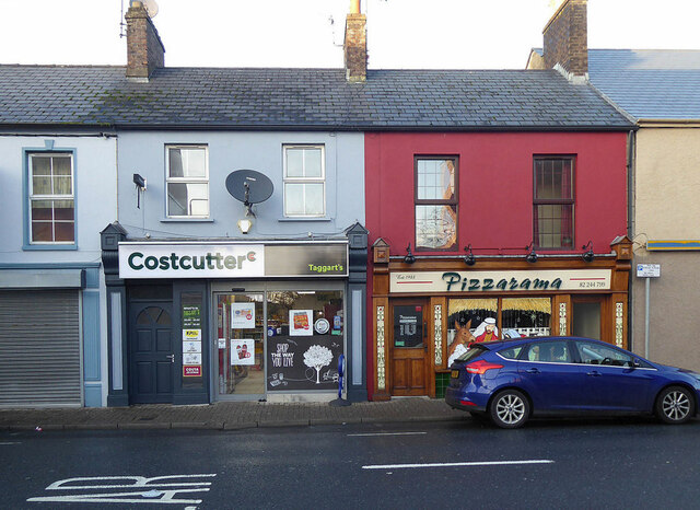 Taggart's Costcutter and Pizzarama, Campsie Road