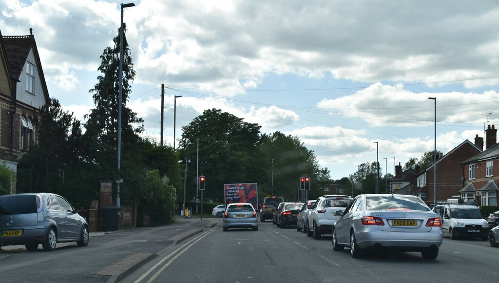 A4, Bath Rd © N Chadwick cc-by-sa/2.0 :: Geograph Britain and Ireland