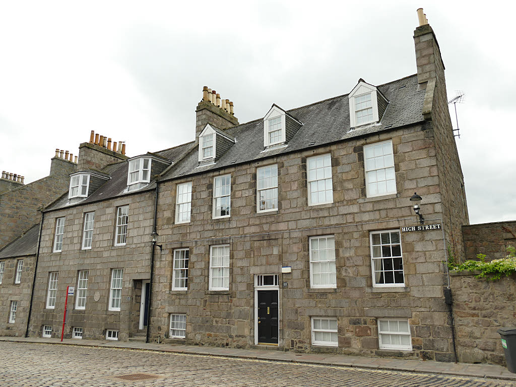 111-113 Aberdeen High Street © Stephen Craven Cc-by-sa/2.0 :: Geograph ...