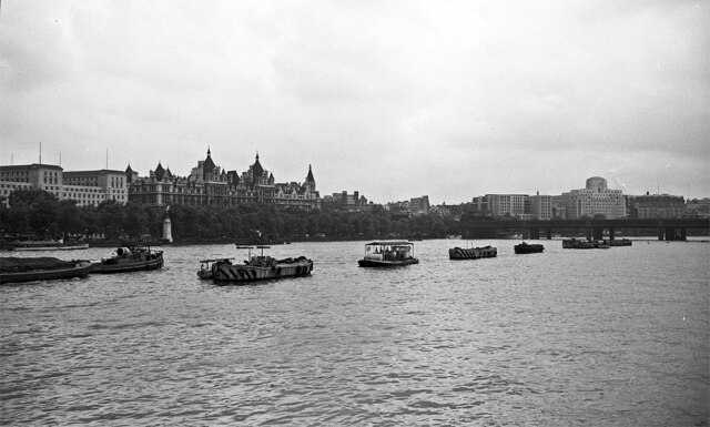 The Thames from the north side of Westminster Bridge 1955