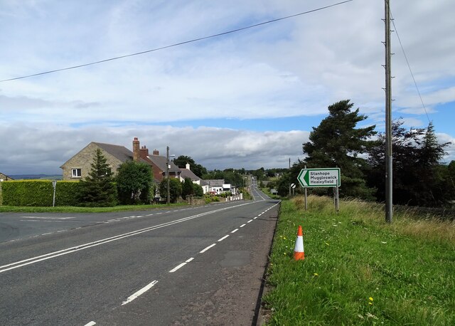 Road junction on the A68 © Robert Graham cc-by-sa/2.0 :: Geograph ...