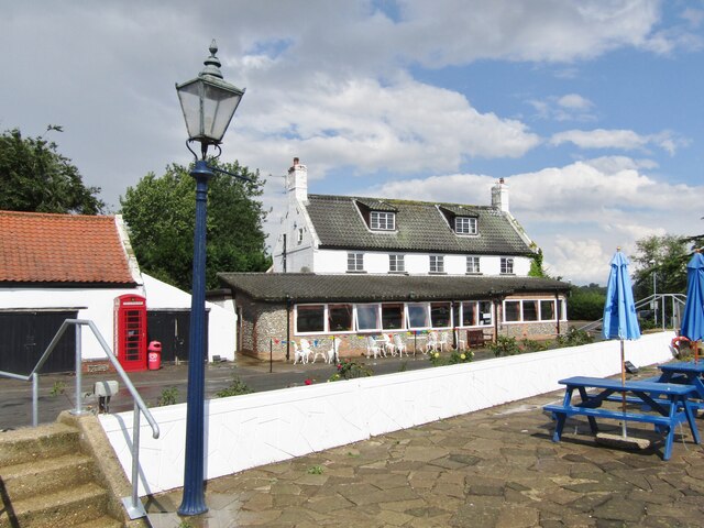 Reedham Ferry Inn