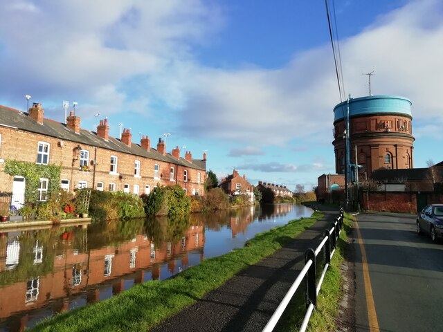 Shropshire Union Canal at Boughton Water Tower