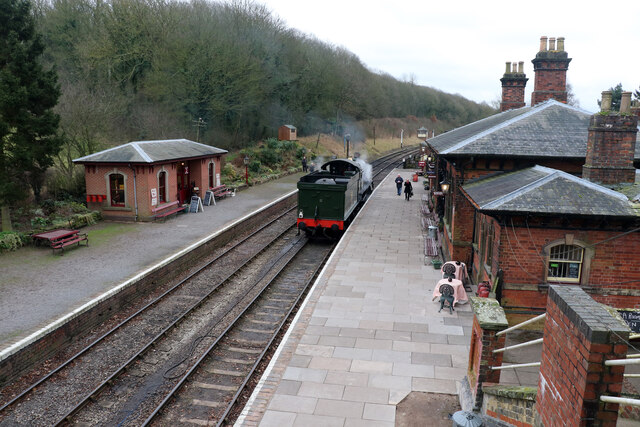 Shackerstone Station on the Battlefield... © Chris Allen cc-by-sa/2.0 ...