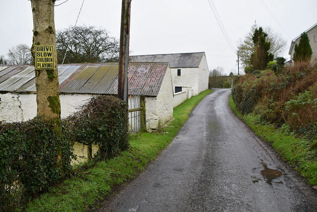 Old farm buildings along Dunmullan Road © Kenneth Allen :: Geograph Ireland