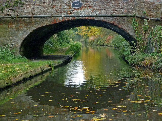 Autumn at Marsh Lane Bridge in... © Roger Kidd :: Geograph Britain and ...