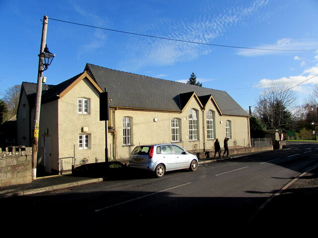 Former National School, Chepstow Road, © Jaggery Cc-by-sa 2.0 