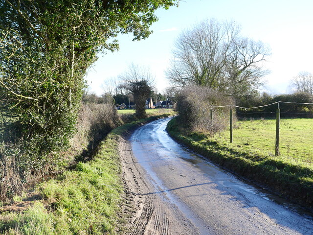 Minor road to Edingthorpe