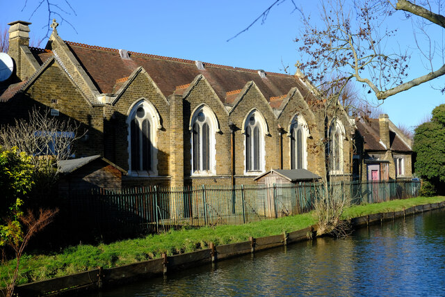Palmers Green : Riverside Community Church