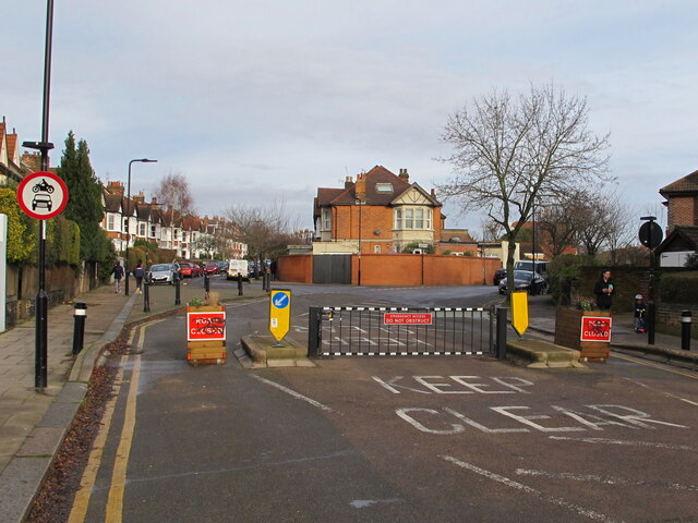 Acton Low Traffic Neighbourhood David Hawgood cc by sa 2.0