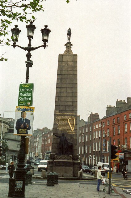 The Parnell Monument, Dublin - May 1994