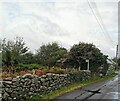 Footpath Sign on Ffordd Isaf (Lower Road)