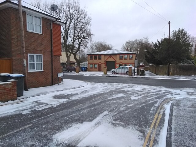 Junction of Old Town Rd, and Charlwoods Rd