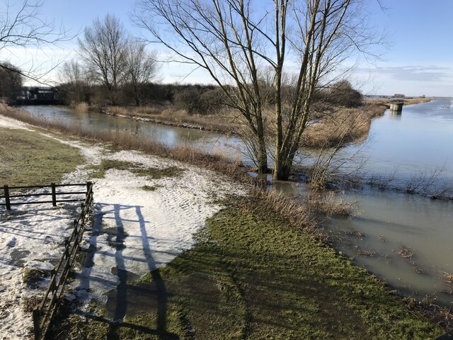 Morton's Leam joins the River Nene near Guyhirn