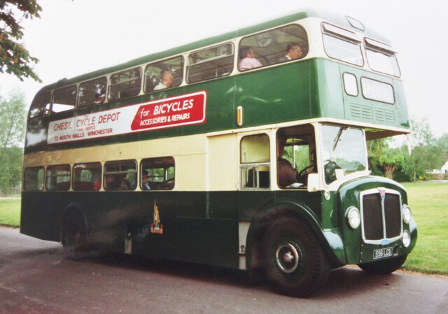 Wood Street Green - King Alfred Bus