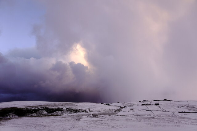 Snow clouds over Burrafirth