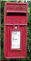 Elizabeth II postbox on Wentworth Avenue, Thormanby