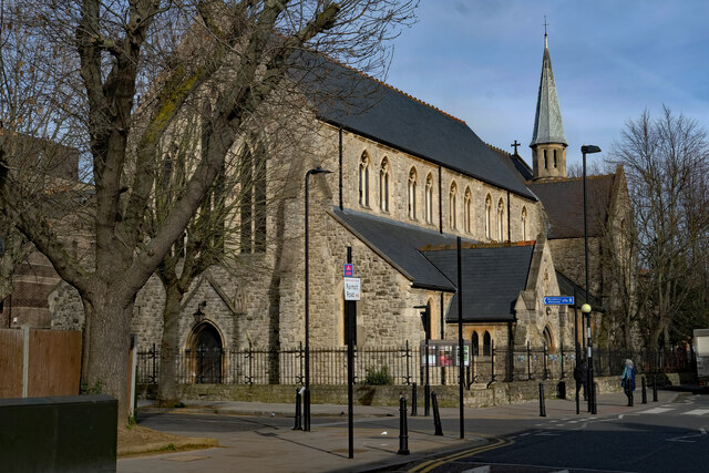 Stoke Newington : St Andrew's Church